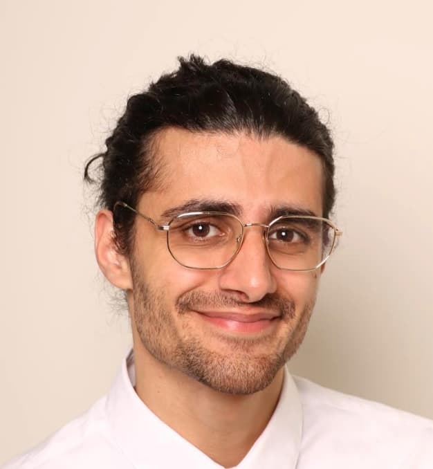 Mardoch Hanno, (MPA), Kundenberater und Schulungen